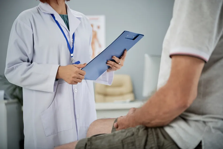symptoms-associated -with-hernias-and-the -right-time-to-consult -a-doctor-a-resource -for-citizens-of- bangalore